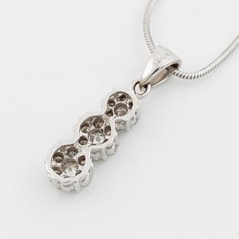 Pendant in 18K white gold set with round brilliant-cut diamonds, with a silver chain.