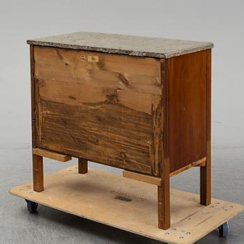 A Late Gustavian commode by Carl Gustaf Foltiern.