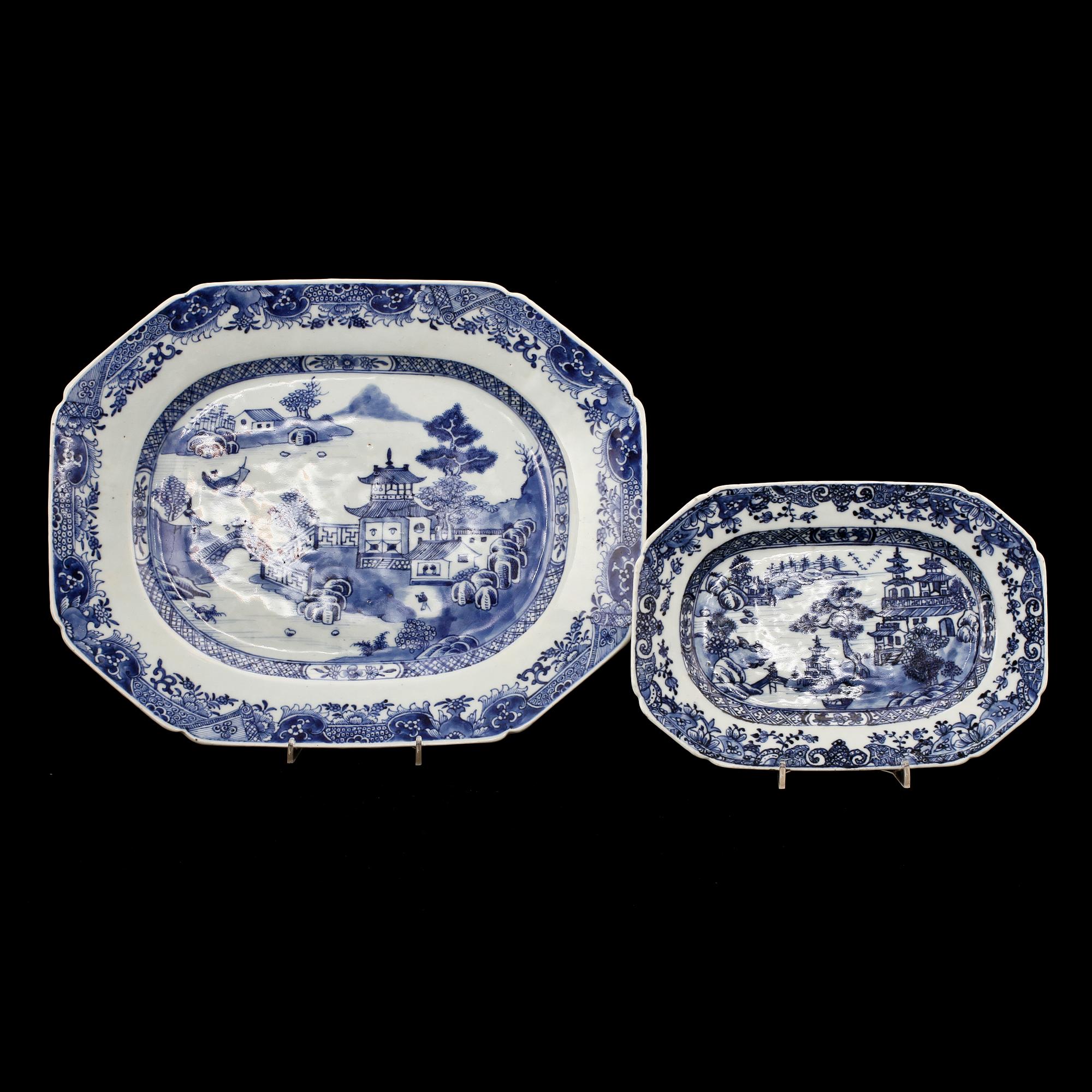 STEKFAT, 2 st, porslin, Kina, 1700-tal.