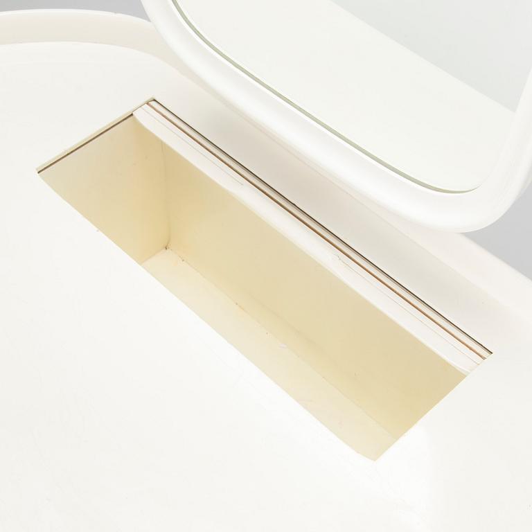 Carl Malmsten, a 1960s 'Birgitta' dressing table.