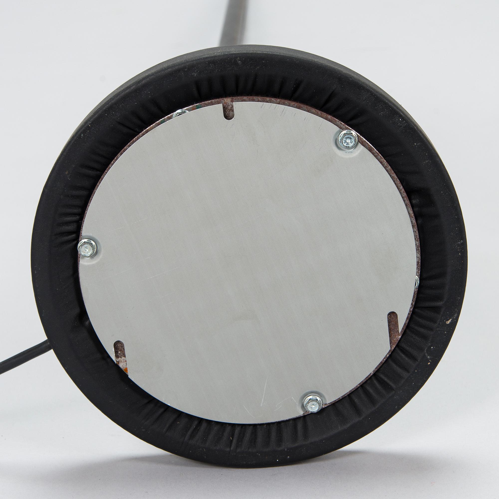 Alvar Aalto, lattiavalaisin, malli A808, Valaisinpaja.