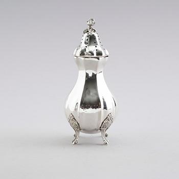 SOCKERSTRÖARE, silver, svenska importstämplar, 1900-talets första hälft. Vikt ca 253 gram.
