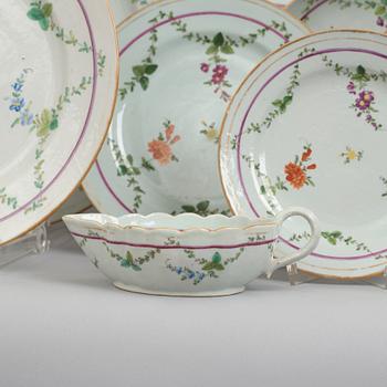 A famille rose dinner service, Qing dynasty, Qianlong (1736-95). (115 pieces).