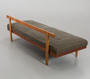 A DAYBED, MIDDLE OF 20TH CENTURY.