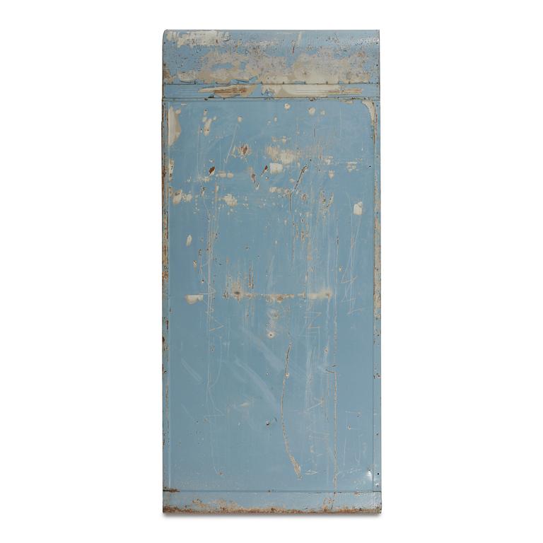 INDUSTRISKÅP, gjutjärn och metall, 1900-talets första hälft.