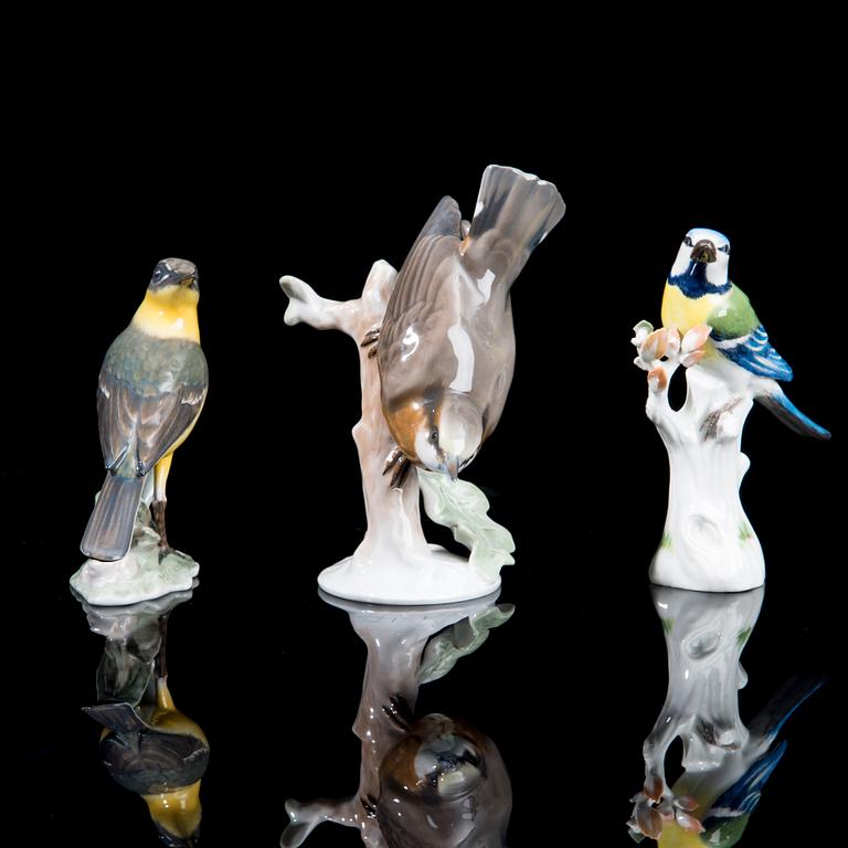 FIGURINER, 1+2 st, porslin, Meissen och Rosenthal, 1900-talets senare hälft.