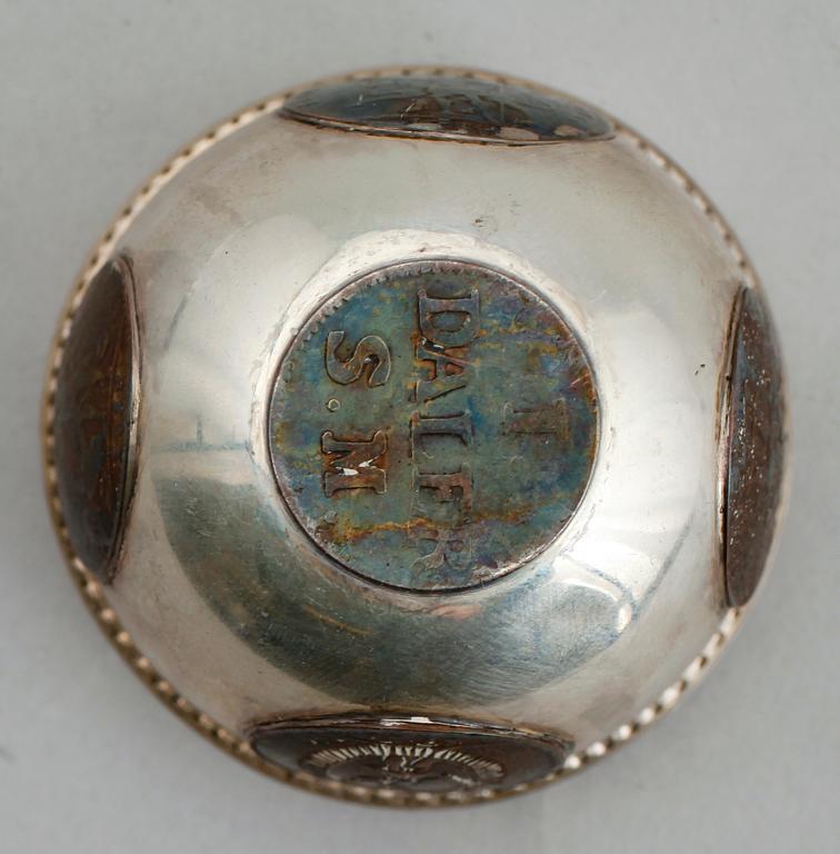 SUPKOPP, silver, Stockholm 1902. Vikt ca 36 g.