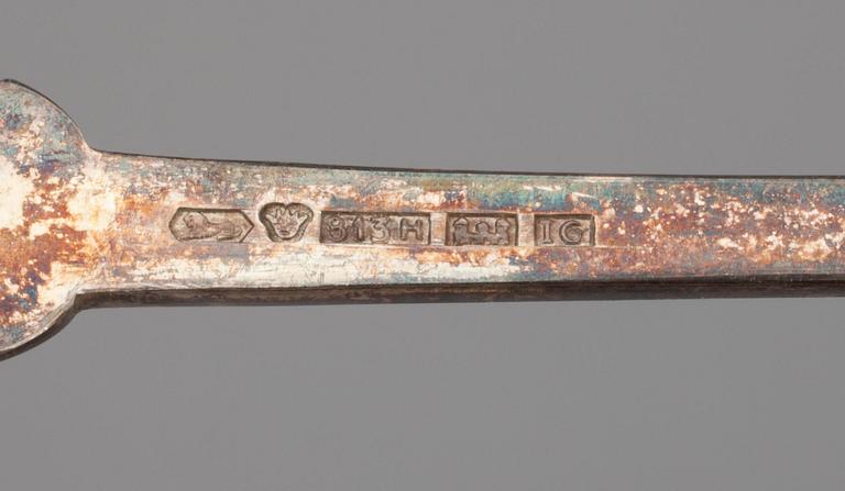 ATERIMIA, 13 kpl, hopeaa, erilaisia suomalaisia leimoja, 1900-luku. Paino yht. 383 g.