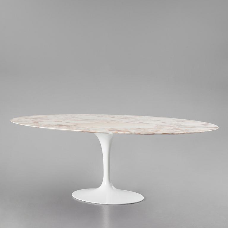 Eero Saarinen, a 'Tulip' dining table, Knoll International, 2017.