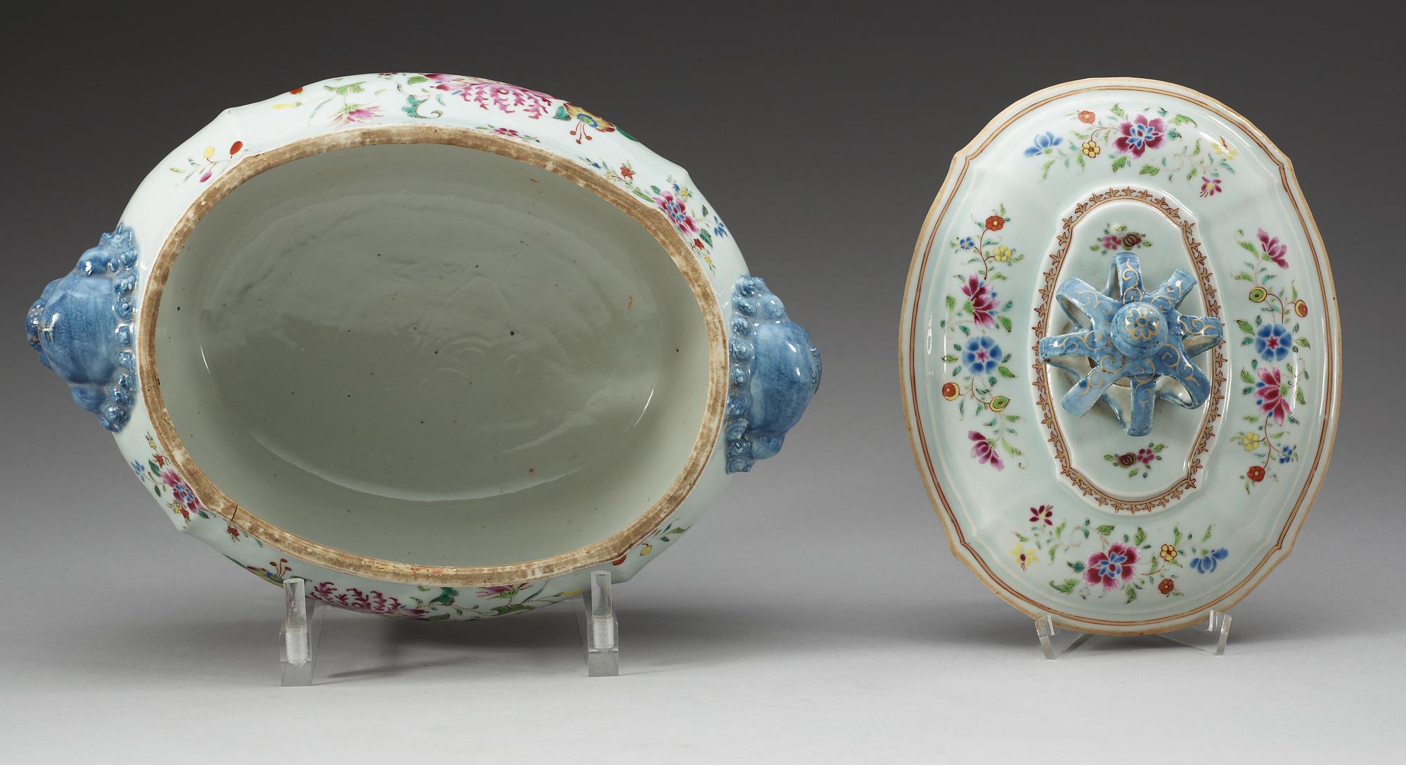 TERRIN med LOCK, kompaniporslin. Qing dynastin, Qianlong (1736-95).