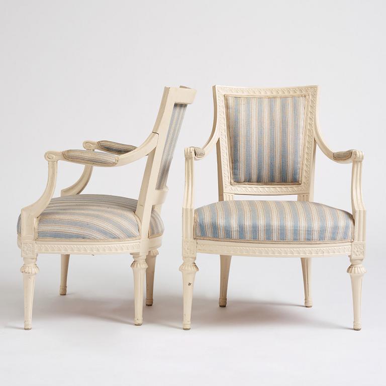 A pair of Gustavian armchairs, second part of the 18th century.
