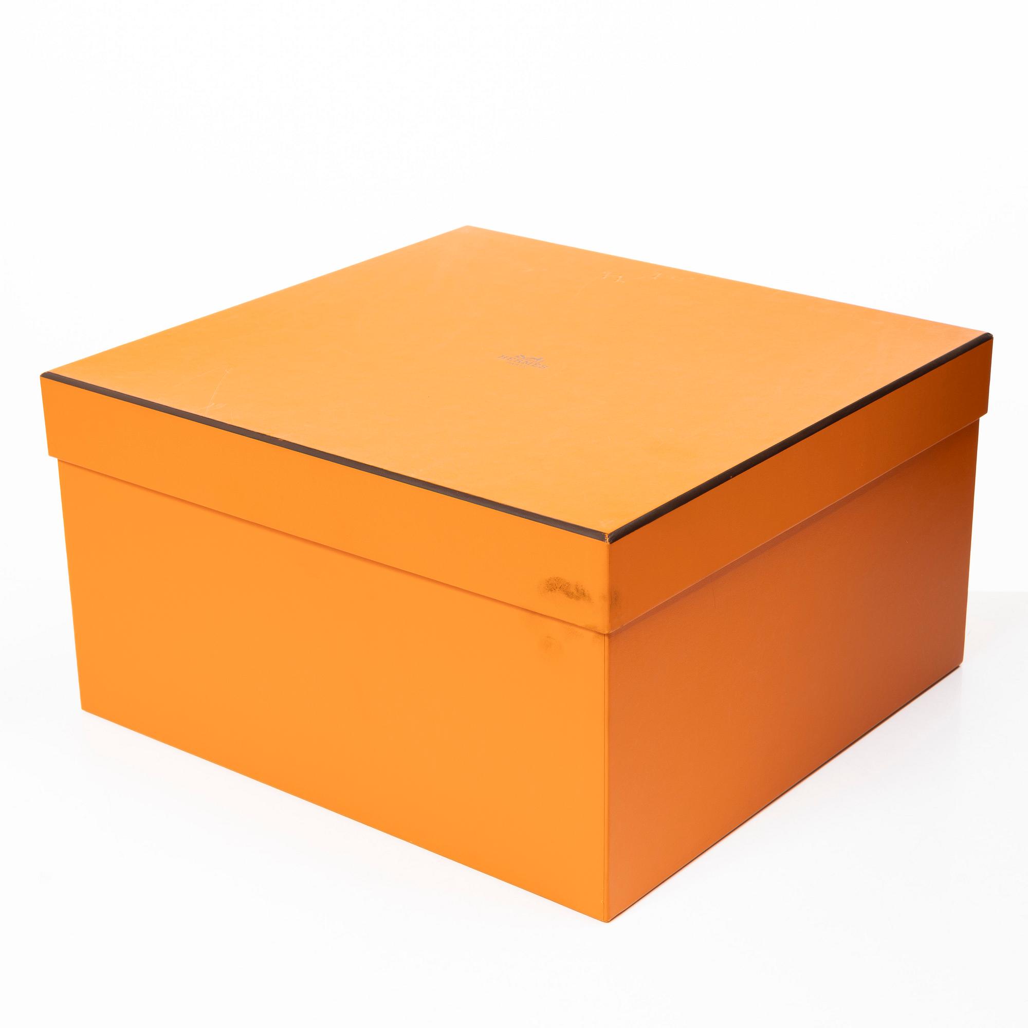 Hermès, Bag, “Birkin 35”, 2021.