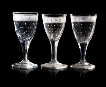 1201. A set of 13 wine glasses, first half of 19th Century. (13).