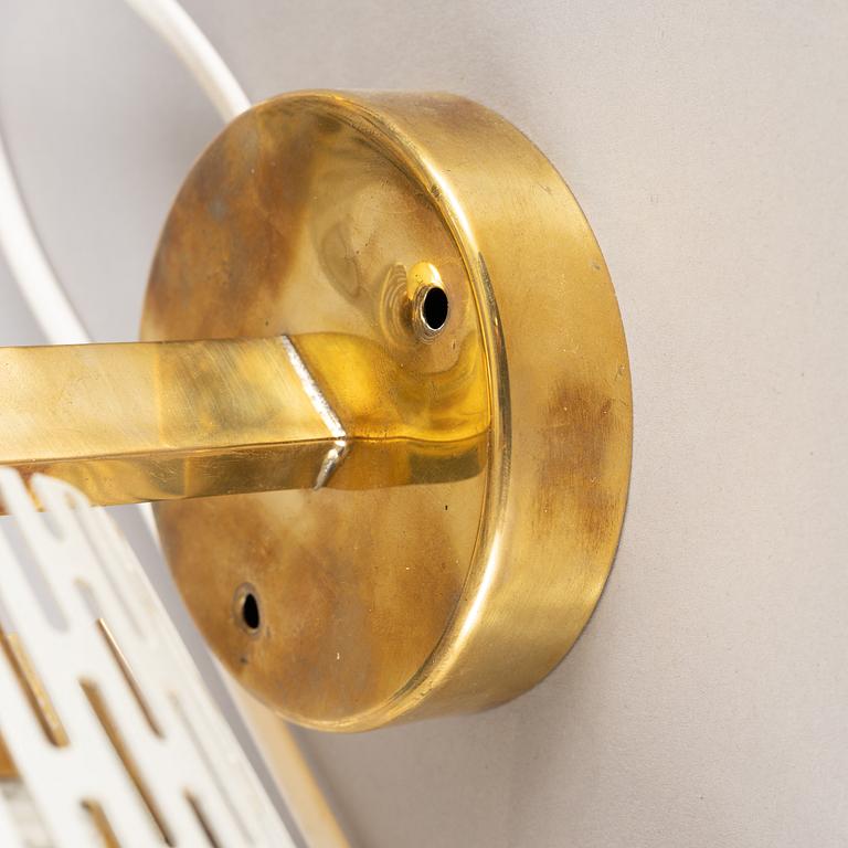 Harald Notini, a pair of wall lamps model "8820", Arvid Böhlmarks Lampfabrik, Stockholm, 1940s-50s.