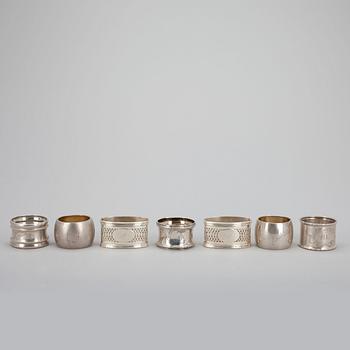 SERVIETTRINGAR, 7 st, silver, diverse stämplar. Vikt tot. 127 g.