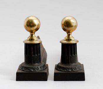 ELDHUNDAR, 1 par, gjutjärn, 1900-talets första hälft.