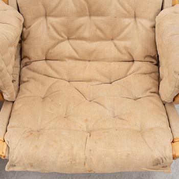 Bruno Mathsson, fåtöljer, ett par, "Pernilla", Dux, sent 1900-tal.