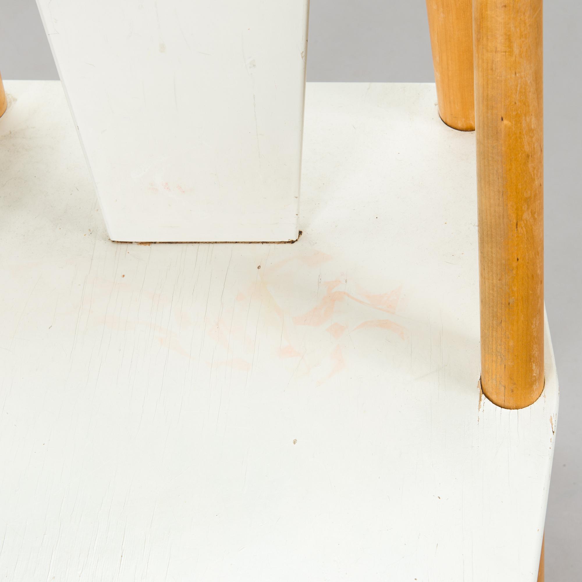 Yrjö Viherheimo & Rudi Merz, 5 stolar och bord, "Pinna", Korkeakoski Oy.