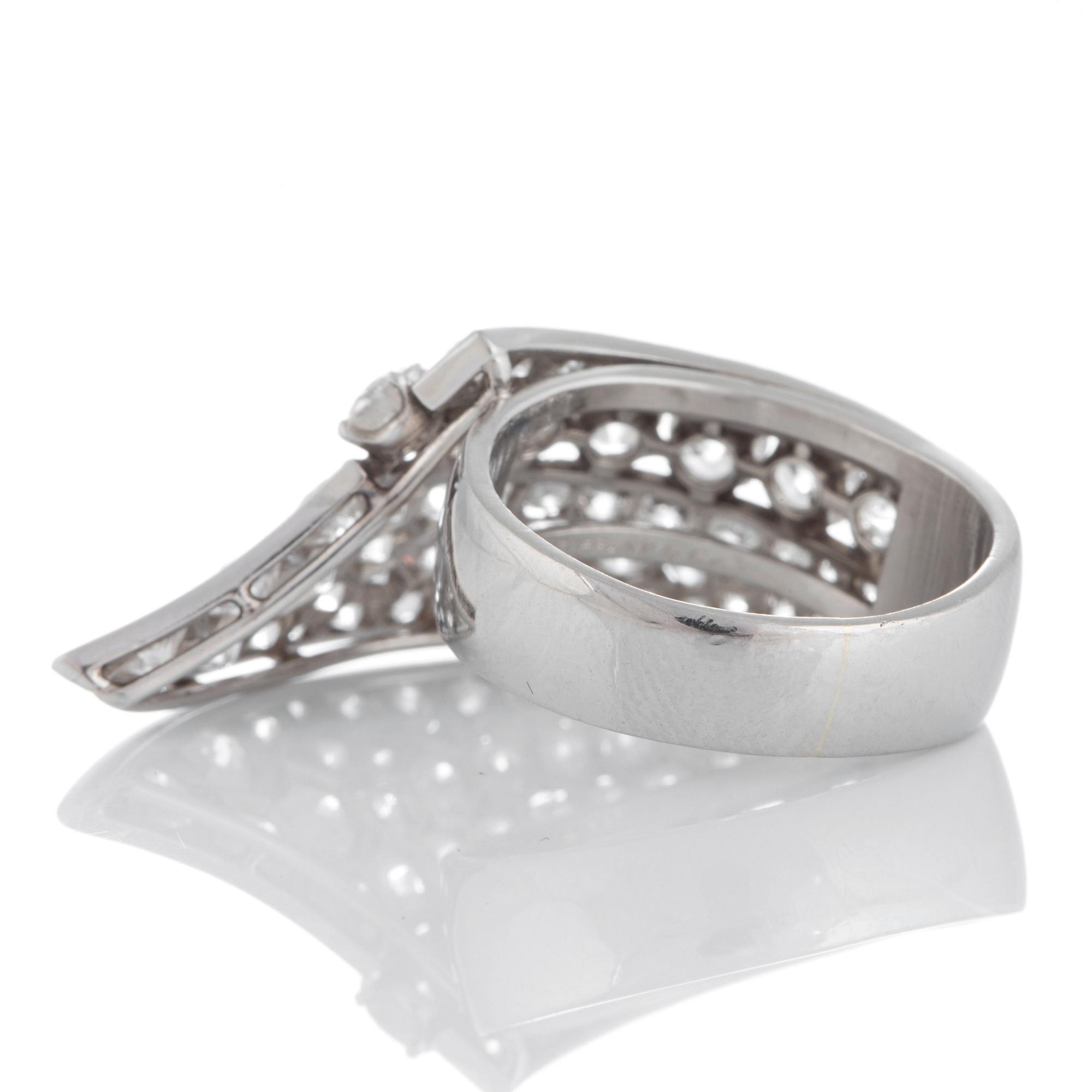 Tiffany ring med gammalslipade diamanter total vikt ca 4 ct.