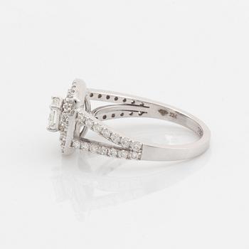 Ring med diamanter, med GIA dossier.
