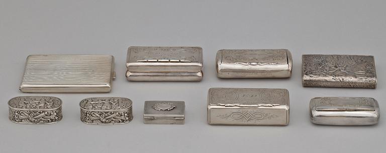 DOSOR SAMT ETUIER, 9 st, silver, flertal olika länder, bla Sverige och GAB, 1870-tal till 1900-talets andra hälft. 630 g.