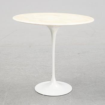 Eero Saarinen, sidobord, "Tulip", Knoll International, USA.