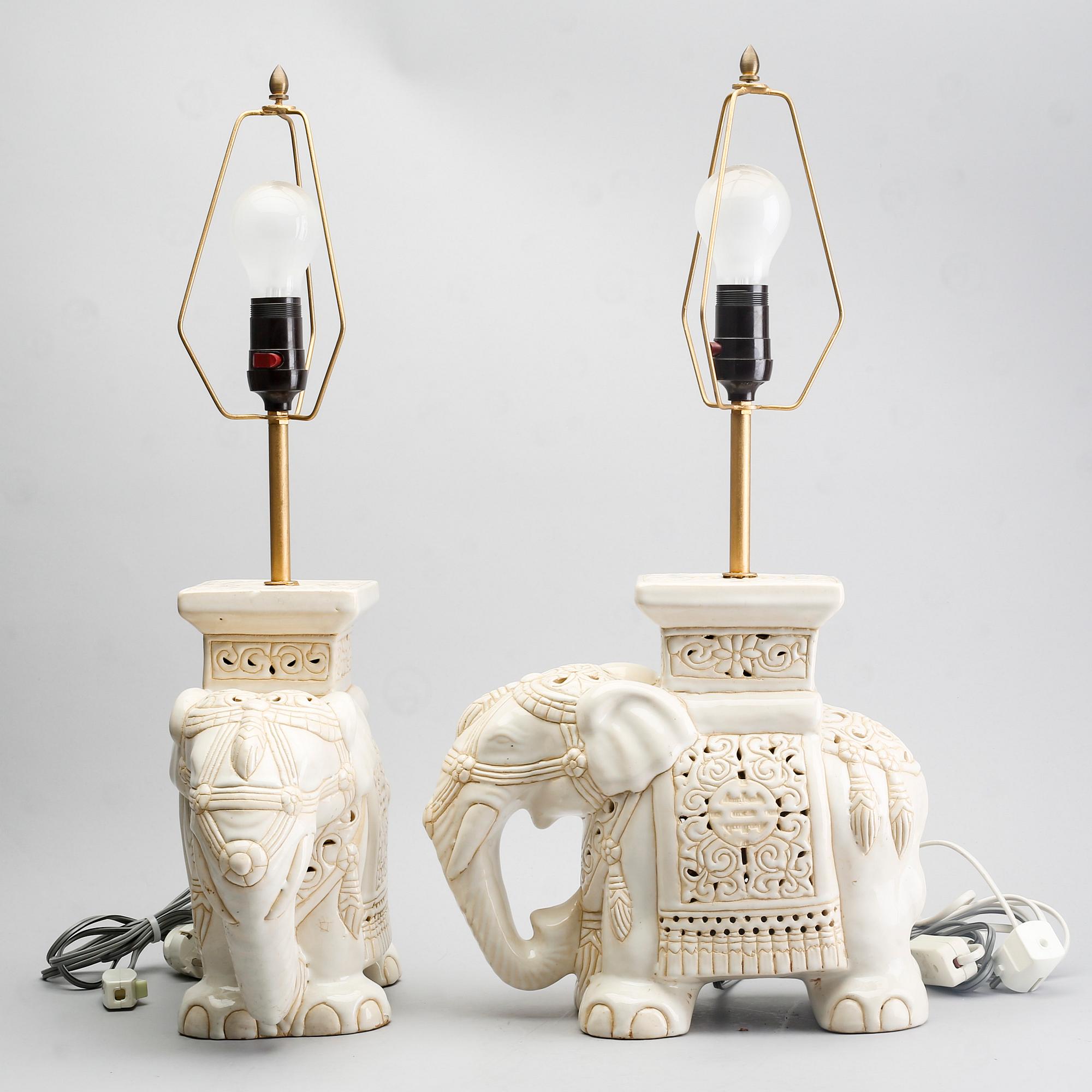 A pair of ceramic table lamps, second part of the 20th century.