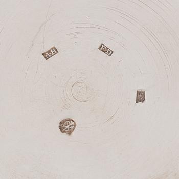 A Russian silver bowl, mark of Friedrich Johann Drevsen, assay master Aleksandr Jashinov, Saint Petersburg, 1818-1826.