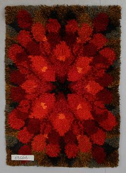 MATTA, rya, formgiven av Ingegerd Silow. Ca 147 x 105 cm.