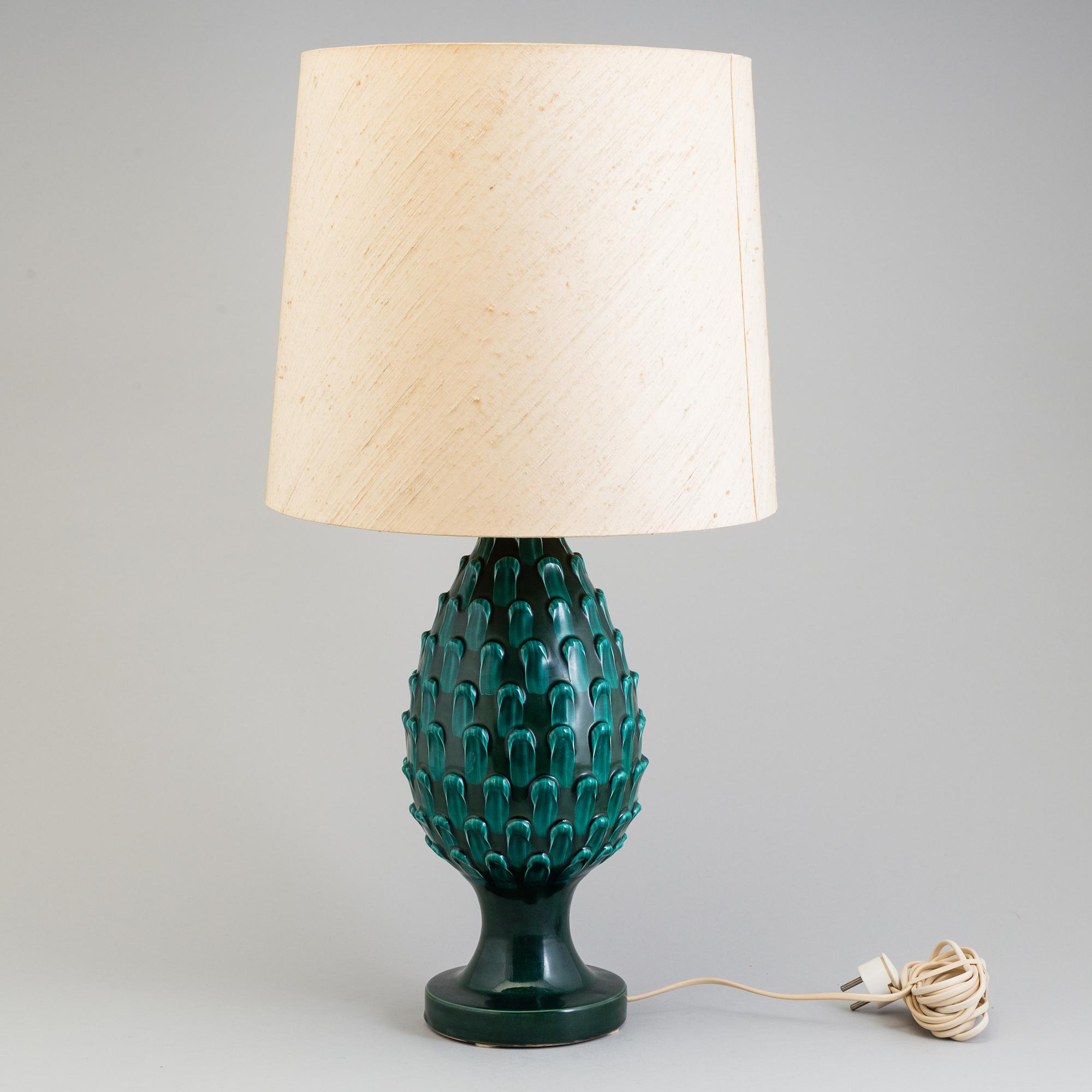 BORDSLAMPA, keramik, 1900-talets andra hälft.