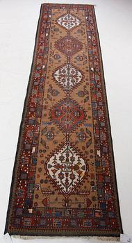 MATTA, orientalisk, ca. 322x91.