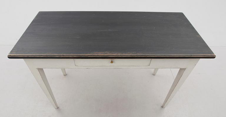 SKRIVBORD, 1800-talets mitt.