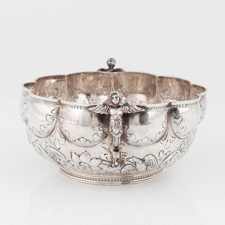 Skål med hänklar, silver, barockstil, Frankrike, 1800-tal.