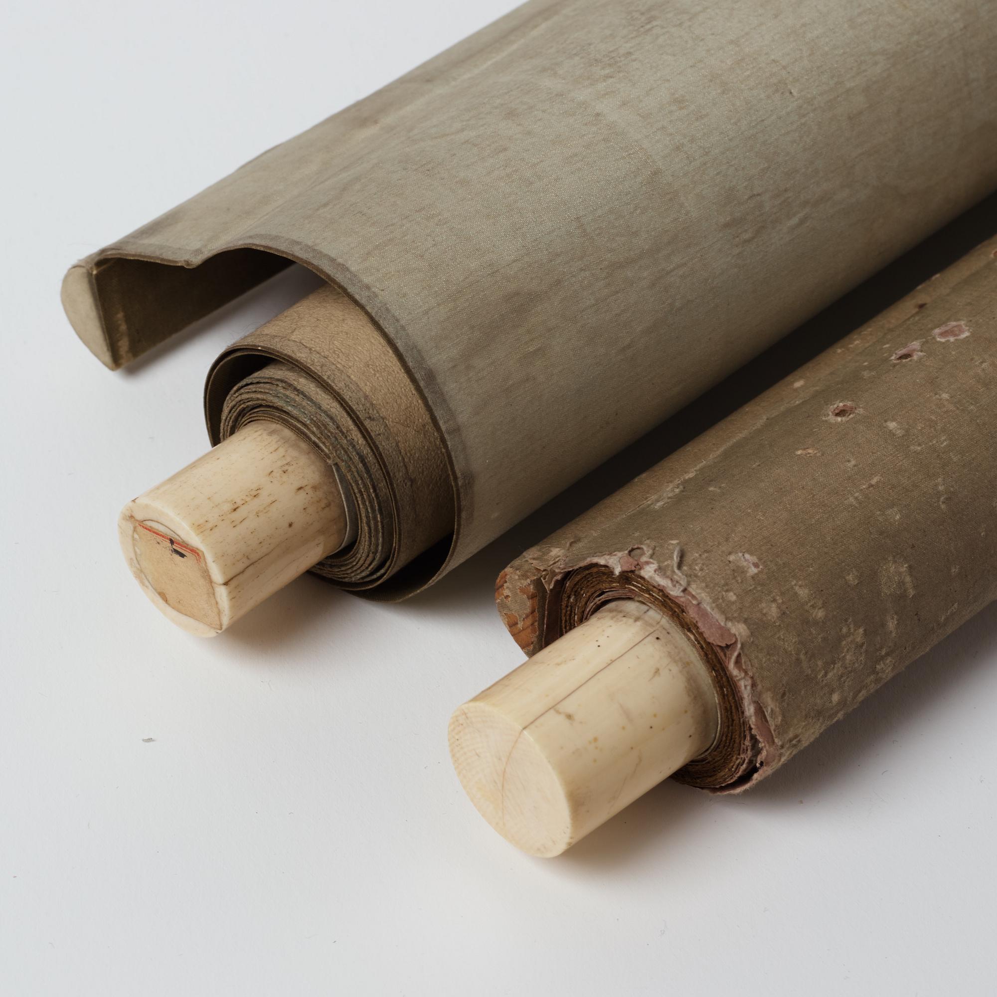 Two japanese hanging scrolls, 20th century.