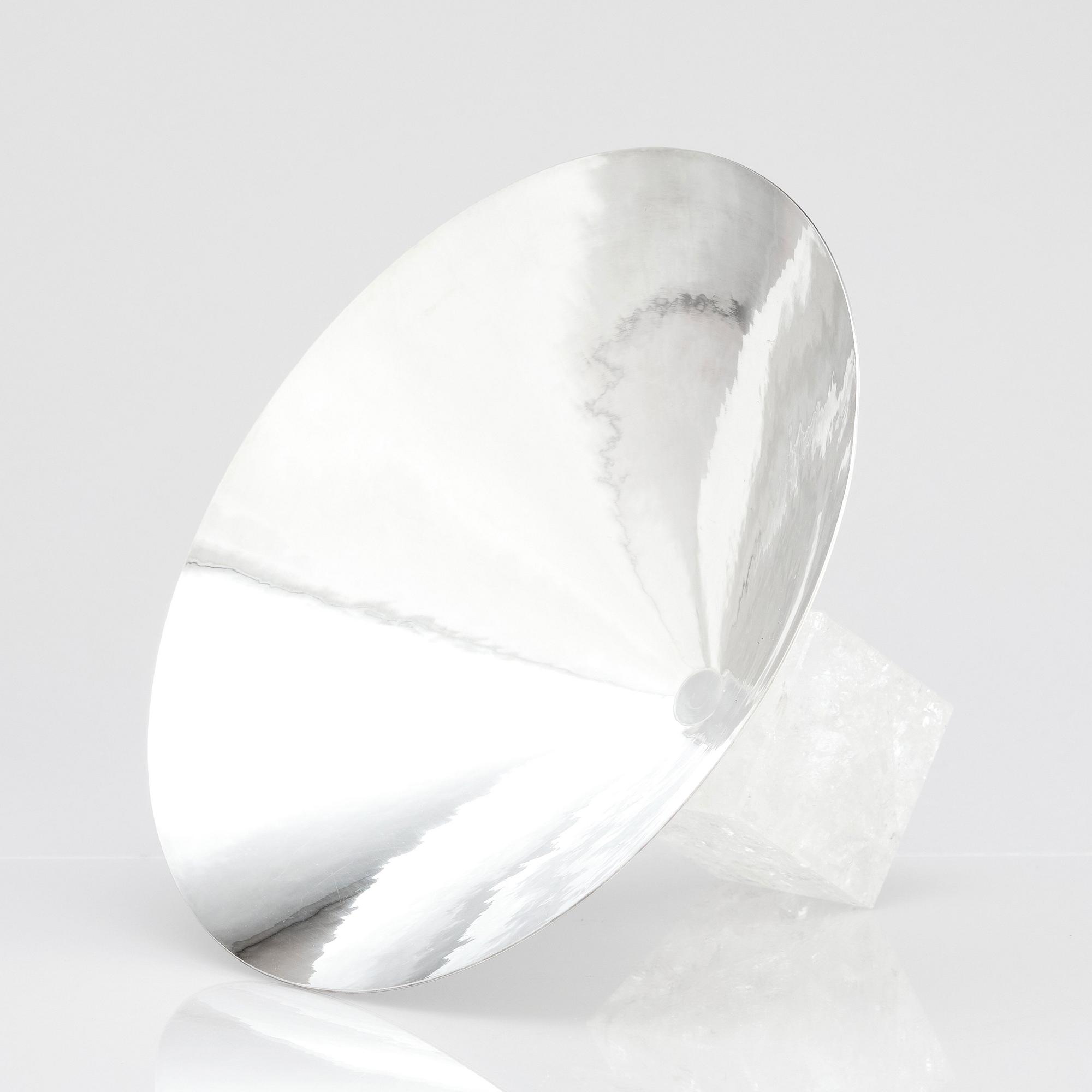 Wolfgang Gessl, a sterling silver and qvartz bowl, Ateljé Wolfgang Gessl, Stockholm 2009.