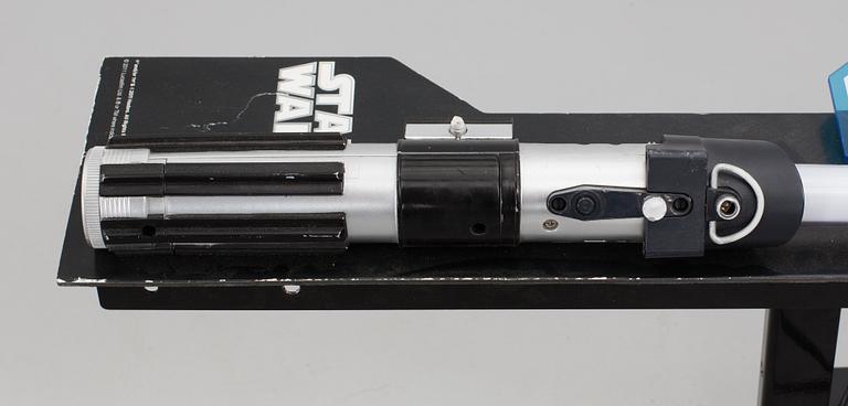 LASERSVÄRD, "Star Wars", demo-ex / skylt från leksaksaffär, Hasbro, 2011.