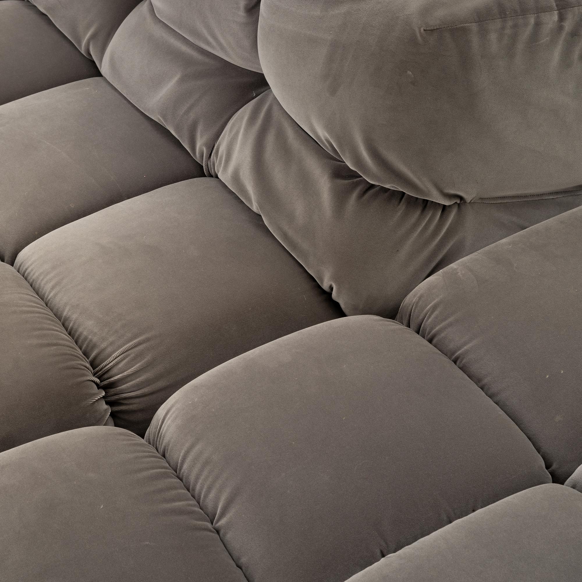 Patricia Urquiola, soffa, "Tufty-Time", B&B Italia, samtida.