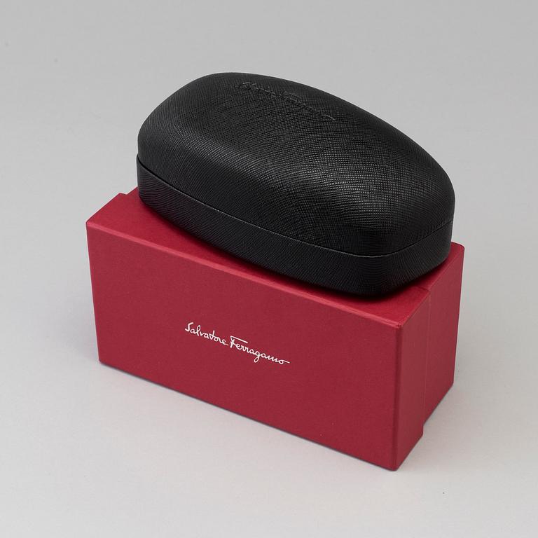 SUNGLASSES, Salvatore Ferragamo.