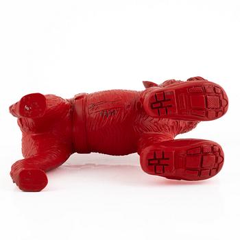 William Sweetlove, "Cloned Griffon Bruxellois with pet bottle" (Red).