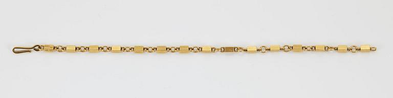 Wiwen Nilsson, an 18 k gold bracelet, executed in Lund Sweden 1947.