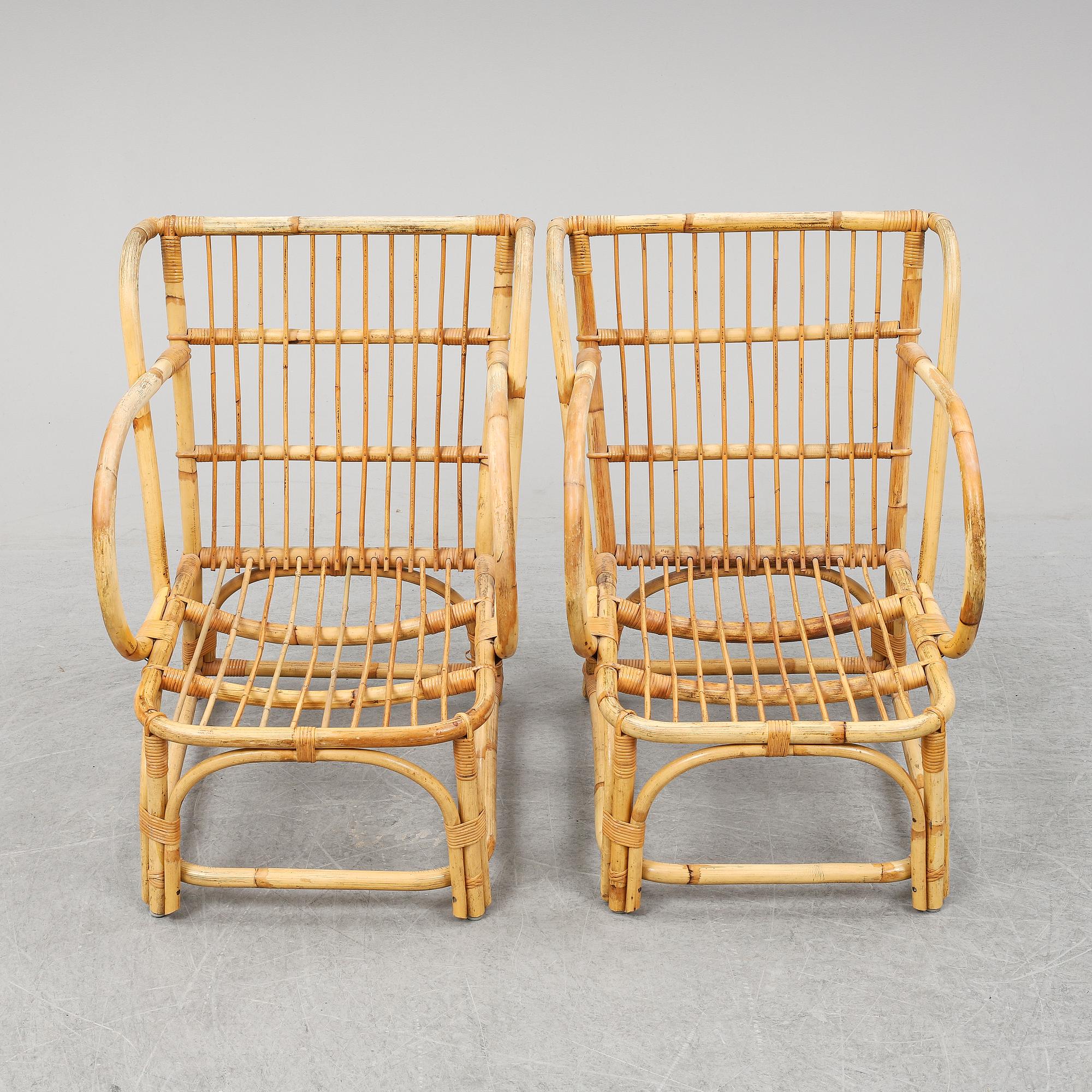 A pair of easy chairs, second half of the 20th century.