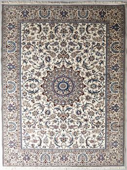 Rug, Nain, approx. 353 x 248 cm.