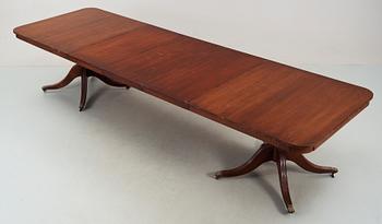 MATSALSMÖBEL, 13 delar. Engelsk stil, 1900-tal.