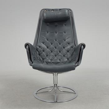 BRUNO MATHSSON, a leather upholstered 'Jetson' armchair from Dux, 1990's.