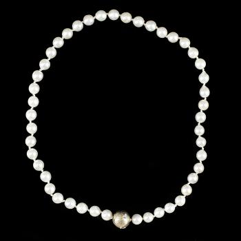 COLLIER, lås av 18k guld med briljantslipade diamanter, odlade pärlor, Ole Lynggaard, Danmark.