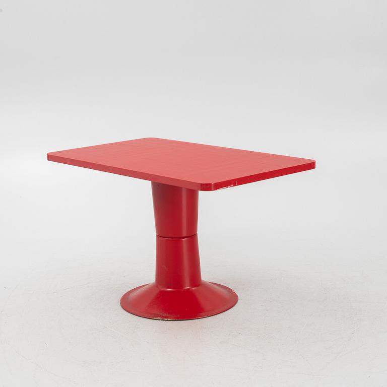 Yrjö Kukkapuro, a 'Saturnus' table, Haimi, Finland, 1970's.