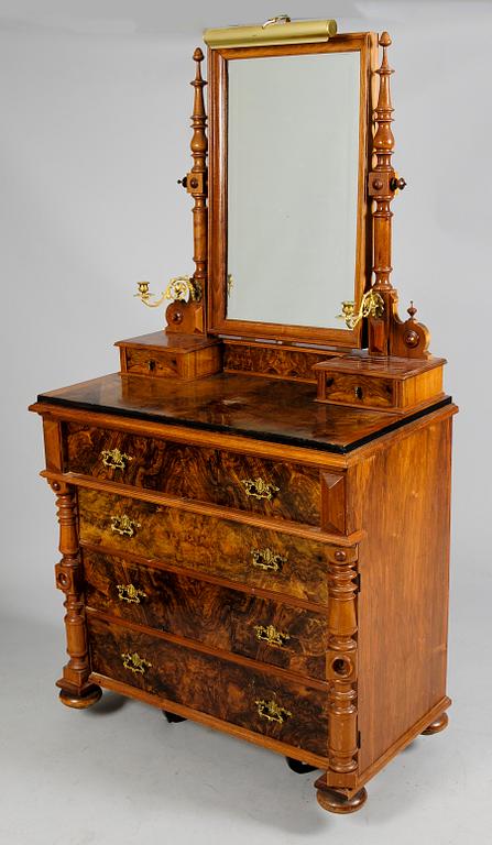 SPEGELBYRÅ, nyrenässans, sekelskiftet 1900.