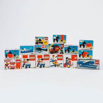 A lot of 15 Lego sets Denmark 1970/80s.