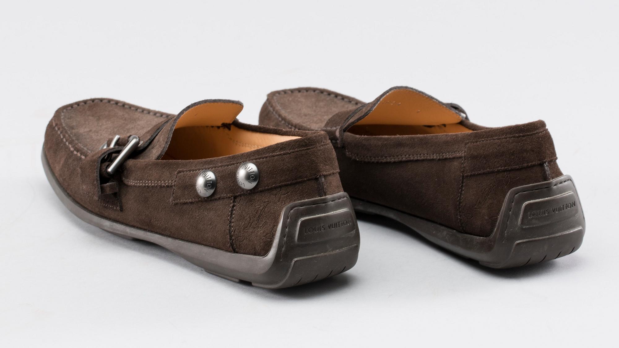 SHOES, Louis Vuitton.