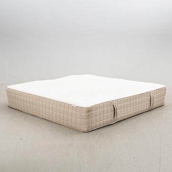 Morten Georgsen, bed "Element" for BoConcept 2000s.